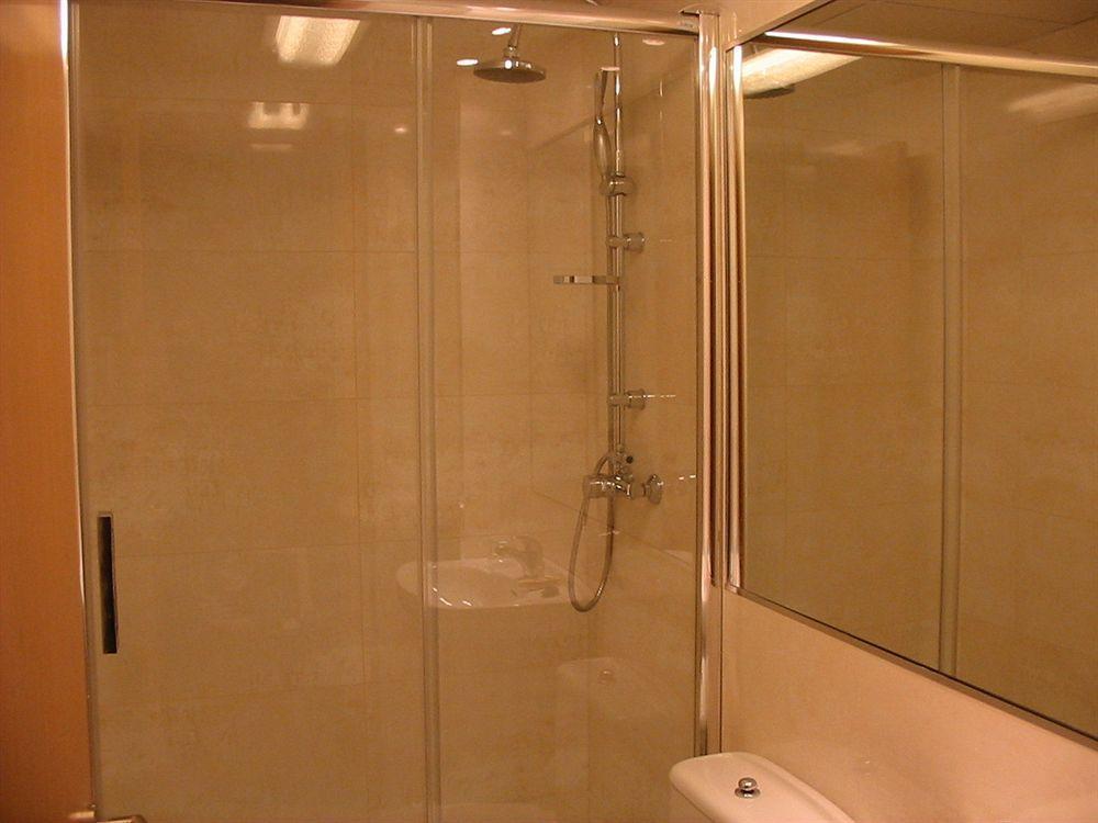 Hostal El Carmen ซาราโกซา ภายนอก รูปภาพ