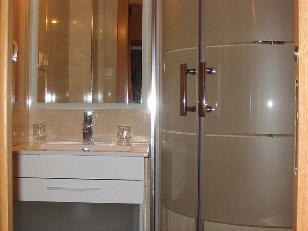 Hostal El Carmen ซาราโกซา ภายนอก รูปภาพ