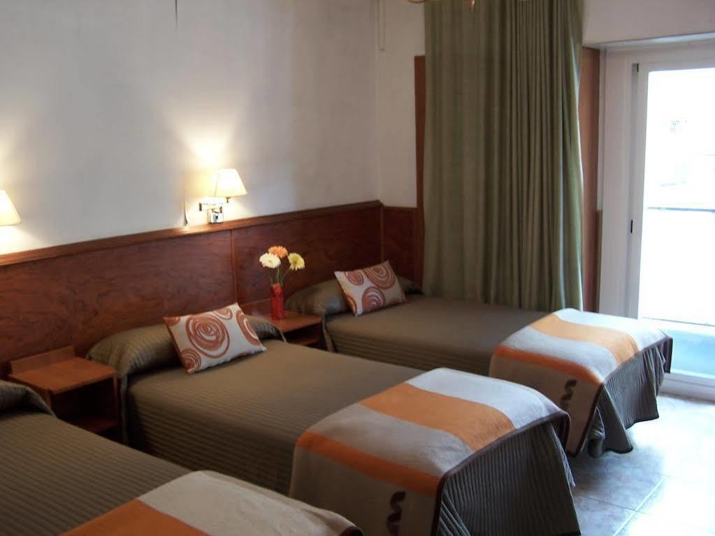 Hostal El Carmen ซาราโกซา ภายนอก รูปภาพ